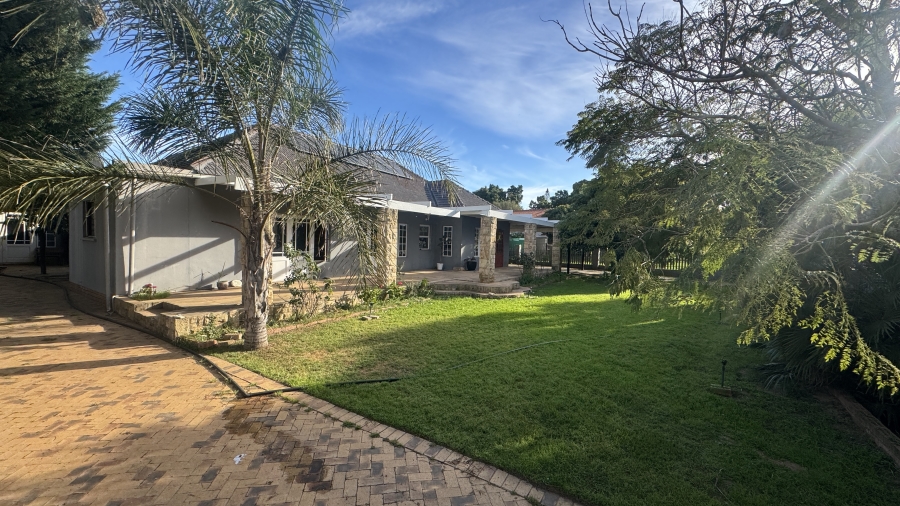 4 Bedroom Property for Sale in Darling Western Cape